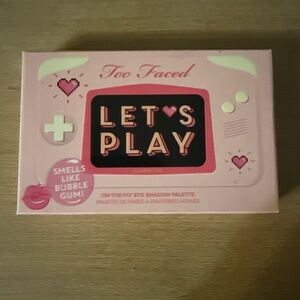 Too Faced- Let’s Play- Eye Shadow